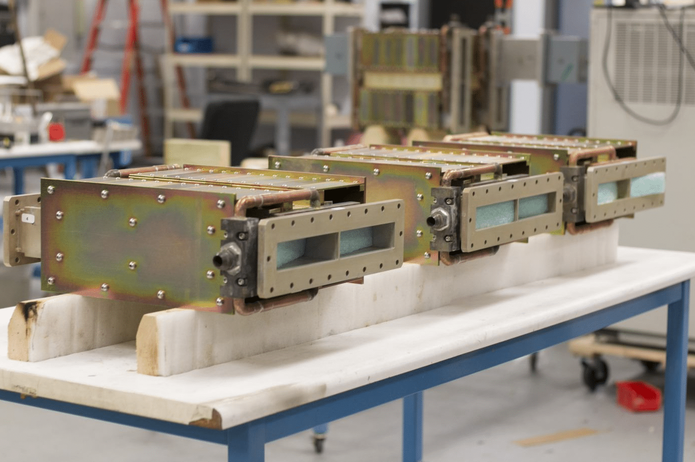 High Power Waveguide Component Manufacturing Ferrite Microwave